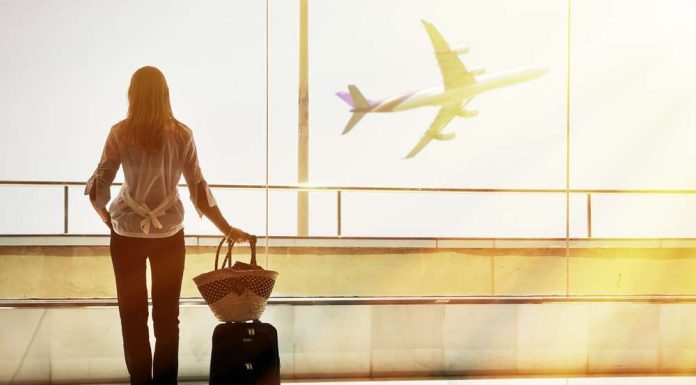 How to Get the Best Last-Minute Travel Deals